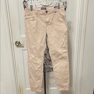 🌸🌸🌸3 for 12$🌸🌸🌸Buffalo David Bitton Light Pink Jeans-size 4